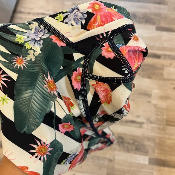 EEUC Lululemon Palm Play Wunder Under Crop - Picture 8 of 9